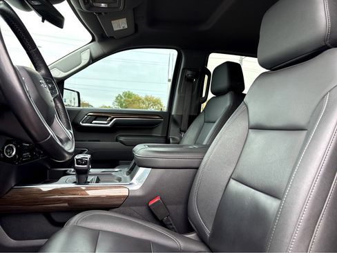 Used 2022 Chevrolet Silverado 1500 LT Trail Boss w/ Convenience Package II image 14