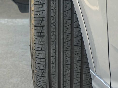 Used 2019 Audi Q7 3.0T Premium Plus AWD/4WD image 29