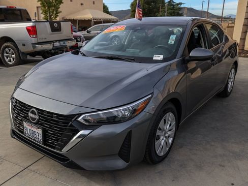 Used 2024 Nissan Sentra S image 8