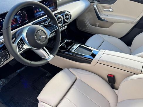 New 2025 Mercedes-Benz CLA 250 4MATIC image 4