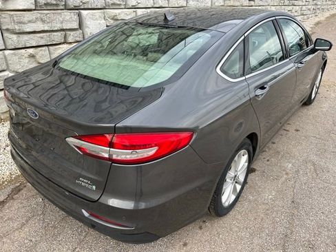Used 2019 Ford Fusion SEL FWD image 5