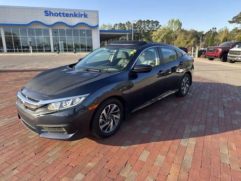 Used 2016 Honda Civic EX image 4