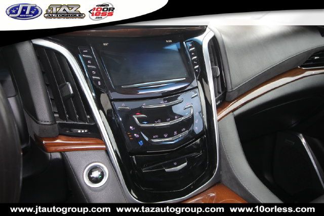 Used 2019 Cadillac Escalade ESV Premium Luxury w/ Escalade Sport Edition AWD/4WD image 22