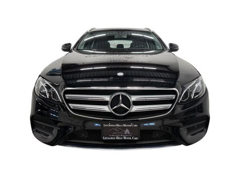 Used 2017 Mercedes-Benz E 400 4MATIC Wagon image 8