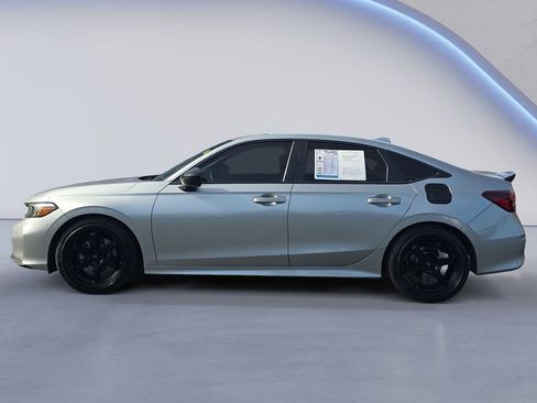 Used 2025 Honda Civic Sport image 2