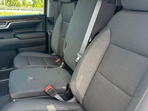 Certified 2025 Chevrolet Silverado 1500 LT image 35