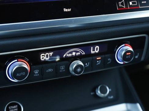 Used 2025 Audi Q3 2.0T Premium image 27