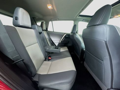 Used 2013 Toyota RAV4 Limited AWD/4WD image 25