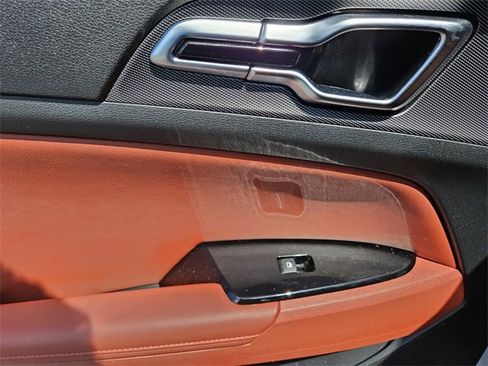 Used 2023 Kia Sportage SX image 10