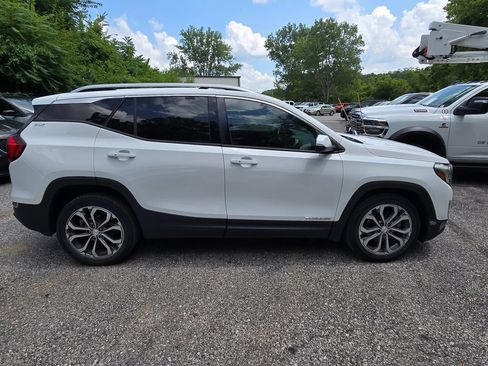 Used 2019 GMC Terrain SLT w/ Preferred Package AWD/4WD image 9
