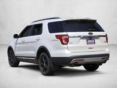 Used 2016 Ford Explorer XLT w/ Equipment Group 202A AWD/4WD image 7