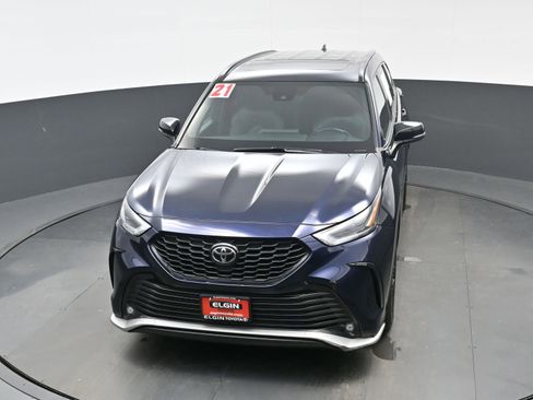 Used 2021 Toyota Highlander XSE image 35