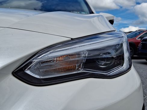 Used 2022 Subaru Crosstrek 2.5i Limited w/ Moonroof Package 2 AWD/4WD image 9