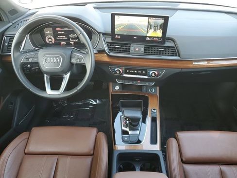 Used 2021 Audi Q5 Prestige w/ Prestige Package image 7