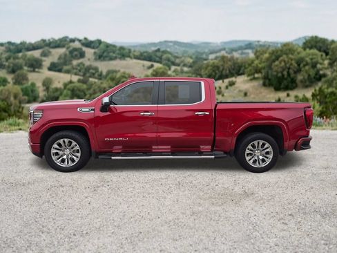 Used 2024 GMC Sierra 1500 Denali AWD/4WD image 5