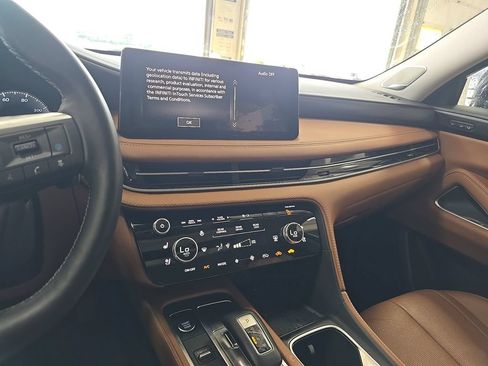 Certified 2023 INFINITI QX60 Sensory w/ Cargo Package AWD/4WD image 6