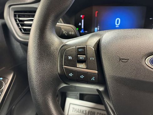 Used 2025 Ford Escape Active AWD/4WD image 29