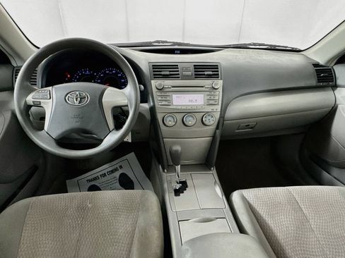Used 2011 Toyota Camry LE w/ Fleet Convenience Pkg FWD image 23