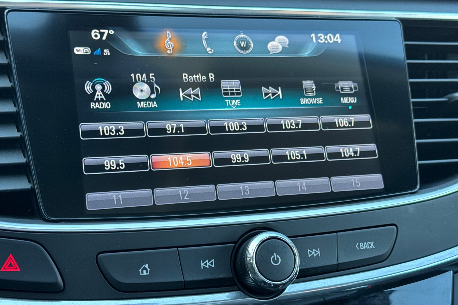 Used 2017 Buick LaCrosse Essence w/ Dynamic Driver Package FWD image 17