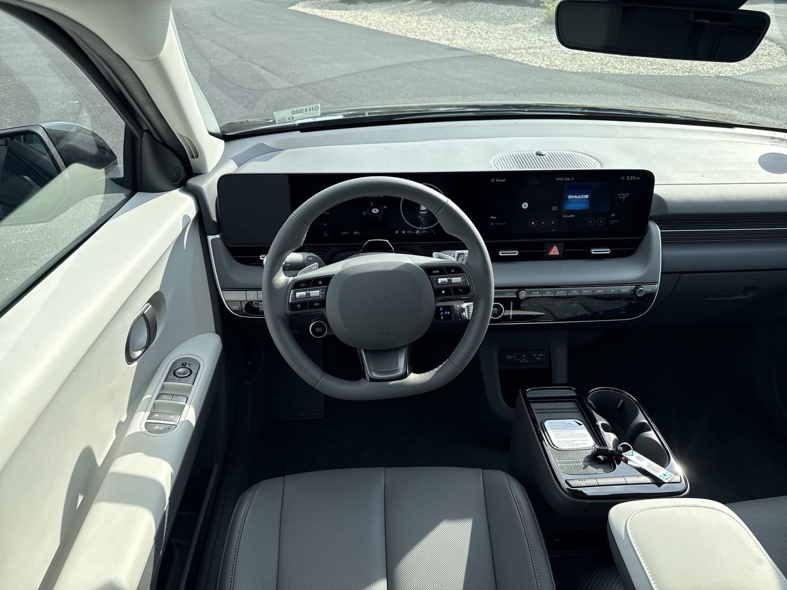 New 2026 Hyundai Ioniq 5 SEL AWD/4WD image 15