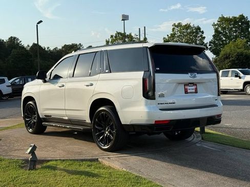 Used 2024 Cadillac Escalade Sport w/ LPO, ONYX Package AWD/4WD image 5