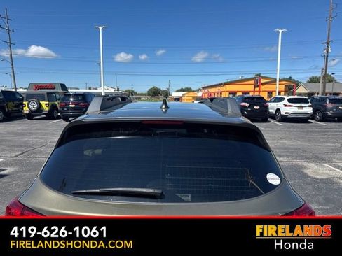 Used 2018 Subaru Outback 2.5i Premium AWD/4WD image 5