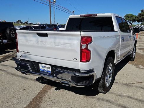 Used 2022 Chevrolet Silverado 1500 LTZ image 7