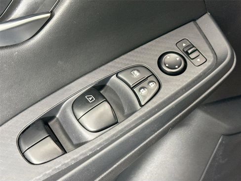 Used 2024 Nissan Sentra SV FWD image 24