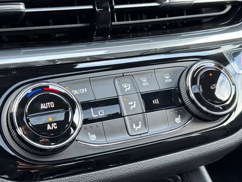 New 2026 Buick Envista Sport Touring w/ Studio Series FWD image 22