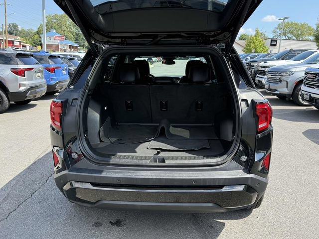 Used 2026 GMC Terrain Elevation w/ Elevation Premium Package AWD/4WD image 12