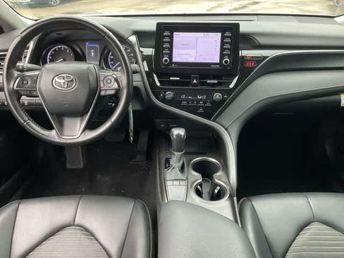 Used 2024 Toyota Camry SE FWD image 17