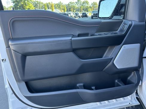Used 2025 Ford F150 Raptor AWD/4WD image 14