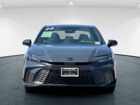 Used 2025 Toyota Camry SE w/ Convenience Package FWD image 10