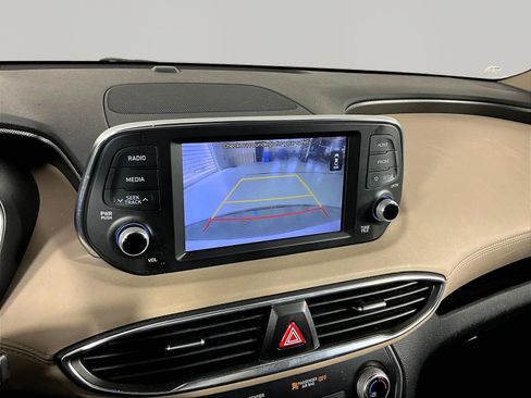 Used 2019 Hyundai Santa Fe SEL FWD image 14