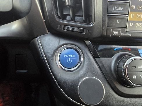 Certified 2016 Toyota RAV4 Limited image 26