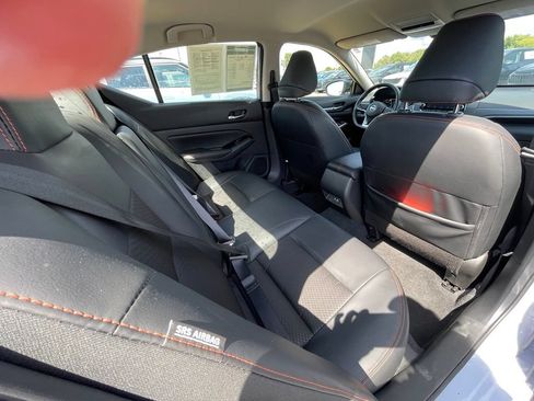 Used 2025 Nissan Altima 2.5 SR FWD image 23