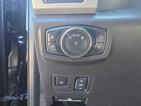 Used 2017 Ford F250 Lariat w/ Lariat Ultimate Package image 14