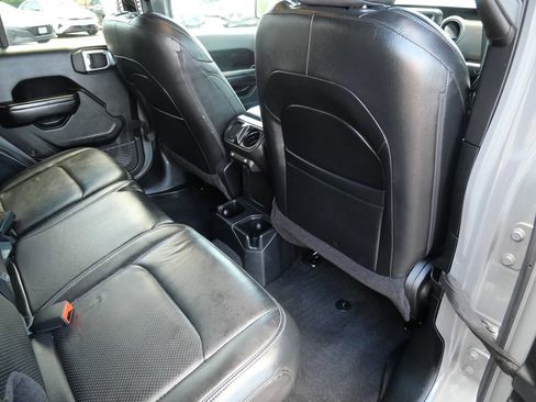 Used 2020 Jeep Wrangler Unlimited Sport S AWD/4WD image 29