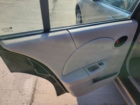 Used 2005 Saturn ION Level 2 w/ Power Pkg image 13