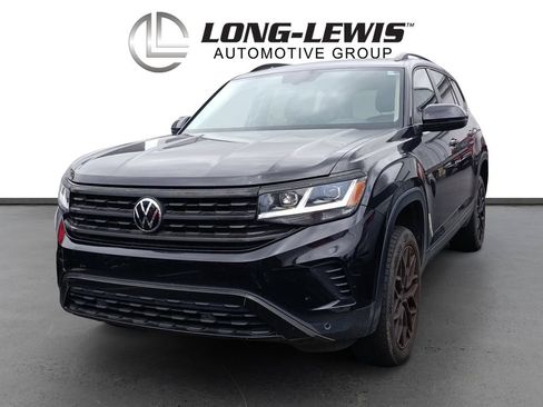 Used 2021 Volkswagen Atlas SE FWD image 1