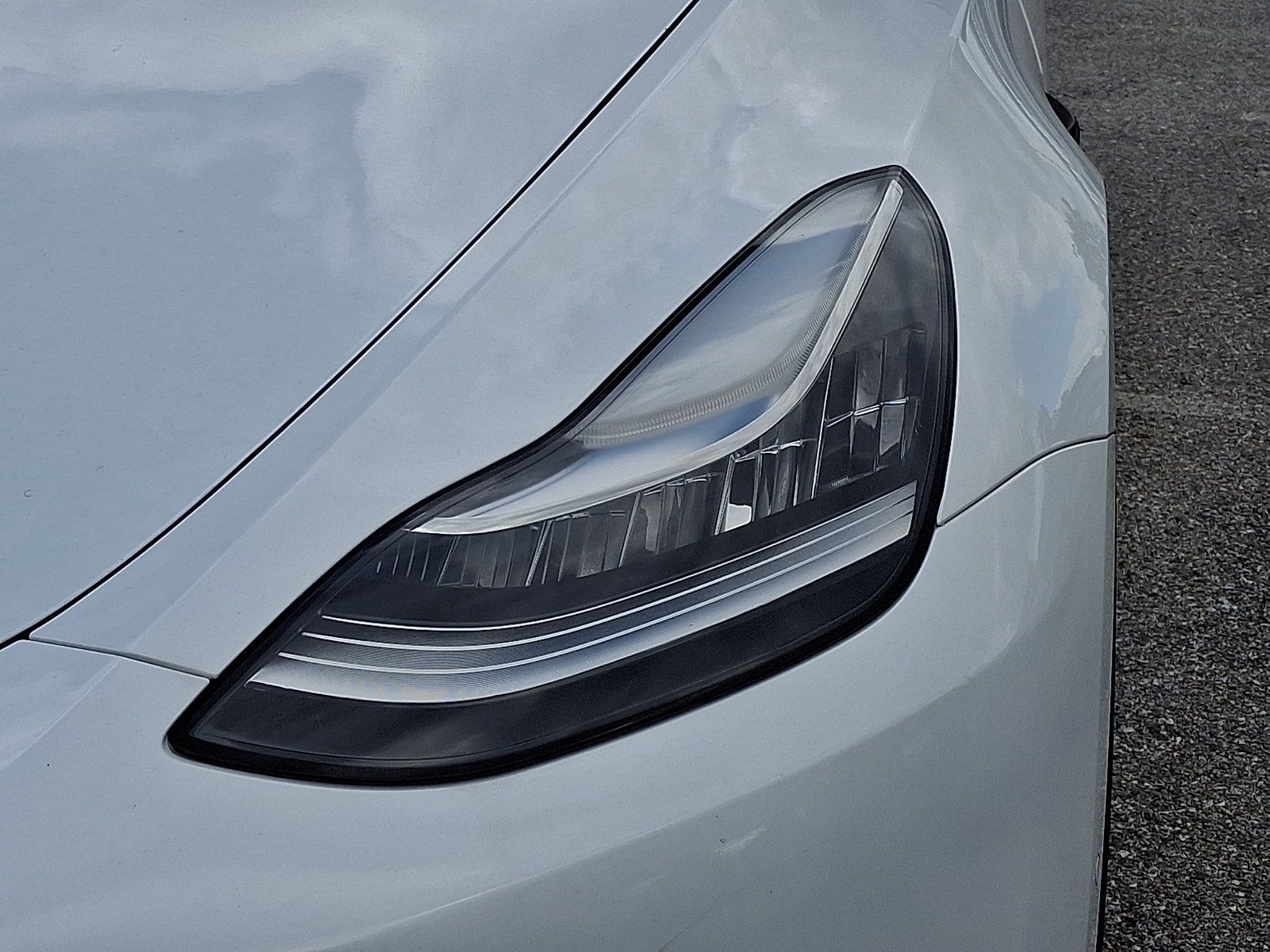 Used 2022 Tesla Model Y Long Range AWD/4WD image 9
