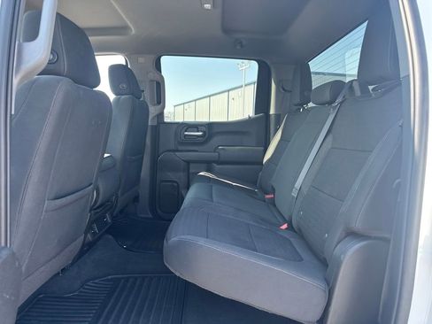 Used 2022 Chevrolet Silverado 1500 Custom w/ Safety Confidence Package image 16