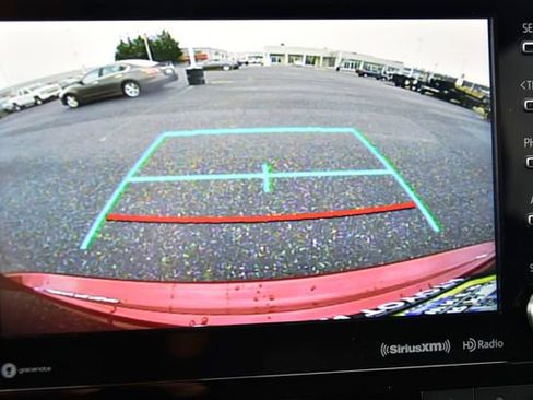 Certified 2021 Toyota Highlander XLE image 22