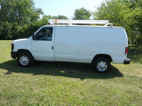 Used 2013 Ford E-250 and Econoline 250 image 4