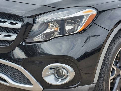 Used 2018 Mercedes-Benz GLA 250 image 8