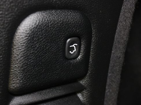Used 2023 Dodge Durango GT RWD image 14
