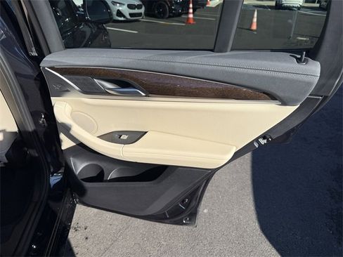 Certified 2023 BMW X3 M40i w/ Premium Package image 32