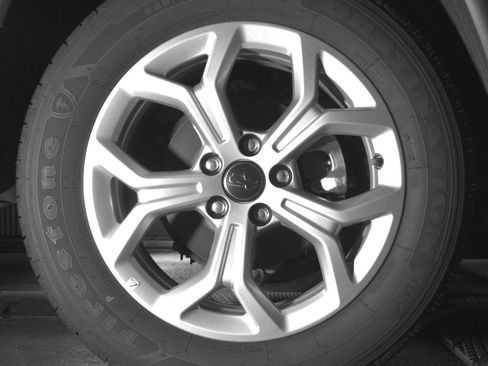 Used 2025 Jeep Compass Latitude AWD/4WD image 15