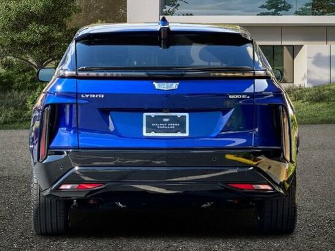 New 2026 Cadillac Lyriq Sport image 5