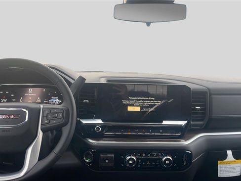 New 2026 GMC Sierra 1500 Elevation image 9